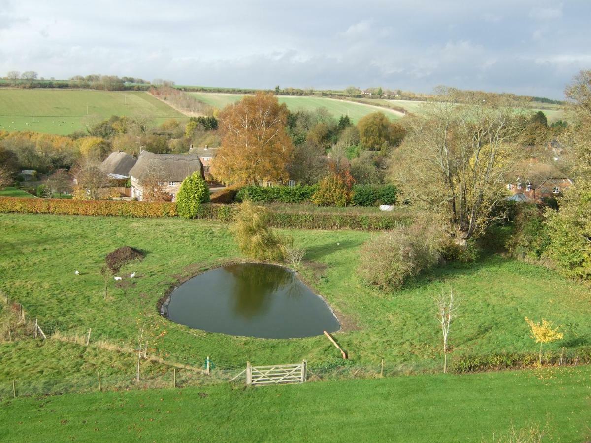 Westcourt Farm Bed & Breakfast Shalbourne Exterior photo